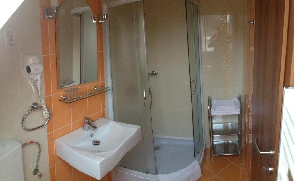 Barackvirag Vendeghaz Hotel ตีฮานี ห้อง รูปภาพ
